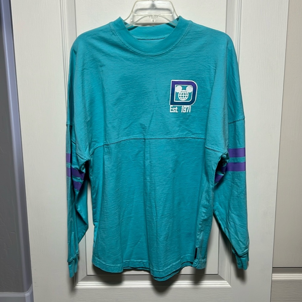 Walt Disney World spirit jersey size medium in great condition